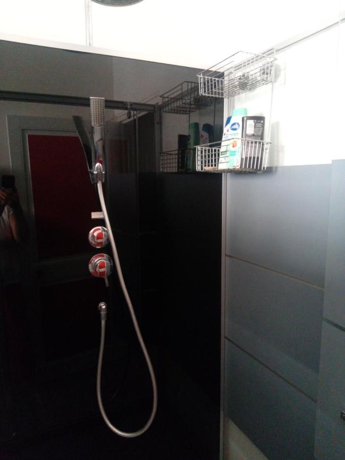 Vieux-Cognac, Chambre Avec Sa Salle De Bain Privative Exterior foto